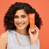 Jovees Papaya Face Wash | Brightens & Hydrates | Reduces Pigmentation 120ml - Image 2